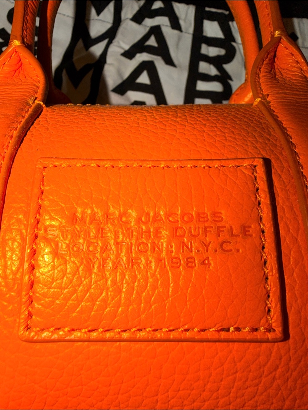 Marc Jacobs The Duffle Small Leather Crossbody Bag in Bright Orange - Picture 8 of 11